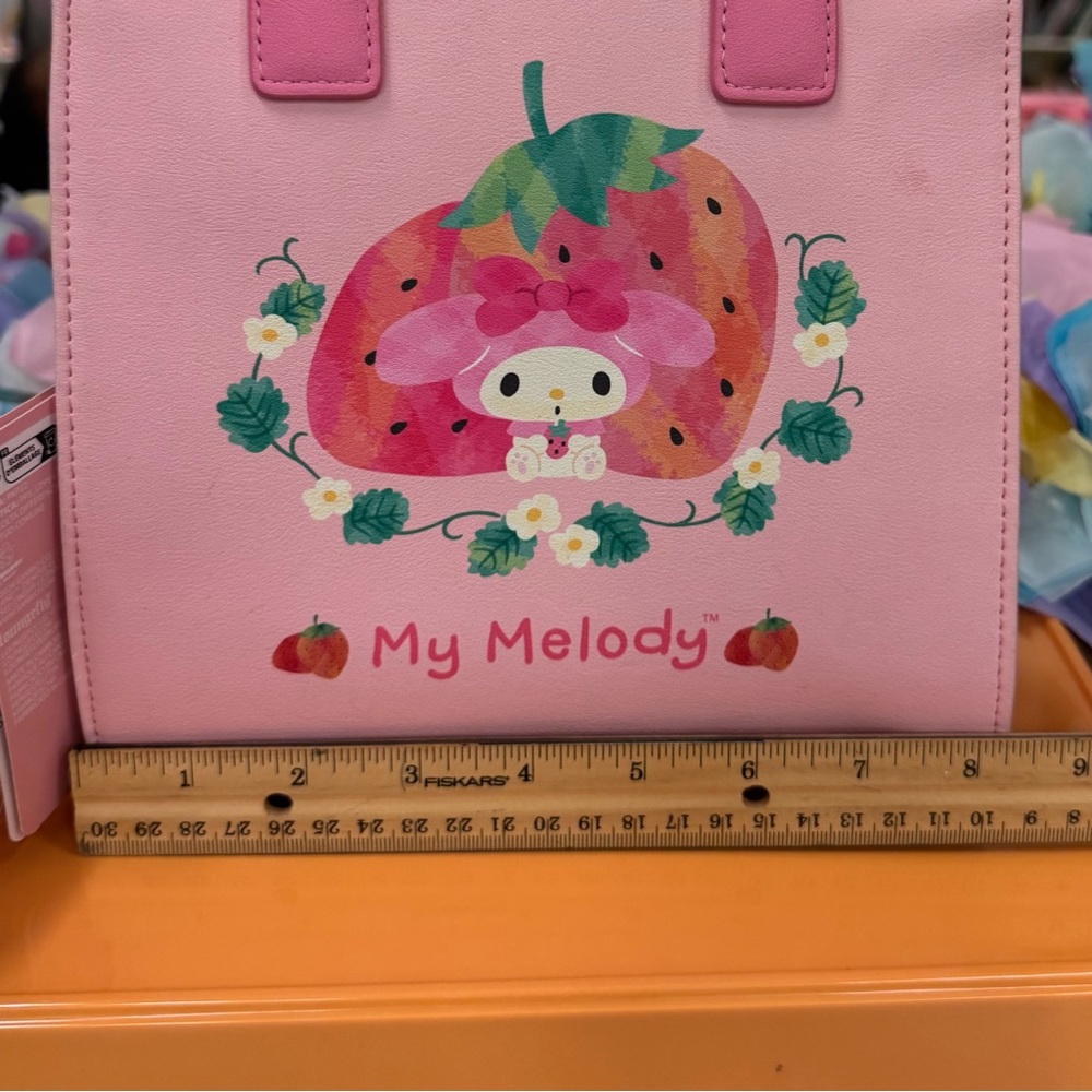Loungefly My Melody 🍓Strawberrry 🍓 SUPREME Pink Jandbag - Picture 9 of 9